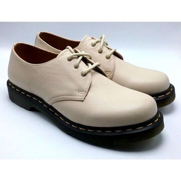 Dr. Martens 24256 Womens Size 7 Lace Up Shoes Taupe Virgina Cream NEW - Picture 1 of 7